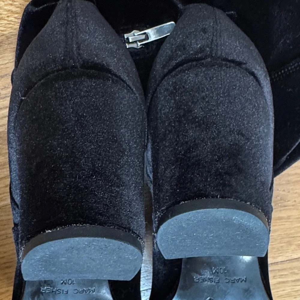 Marc Fisher elegant black
